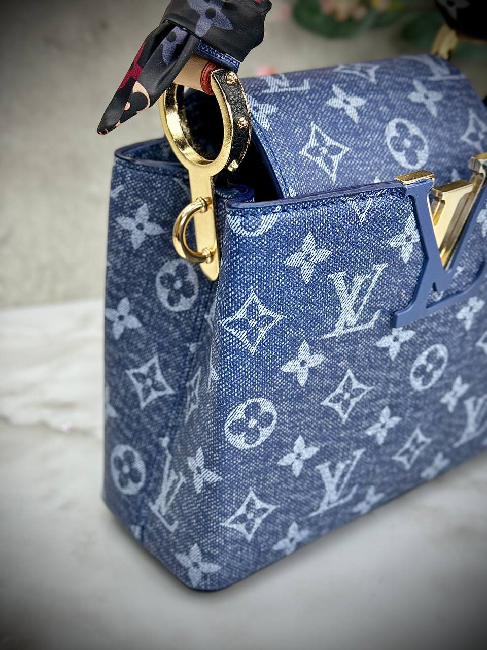 The Capucines Small Bag