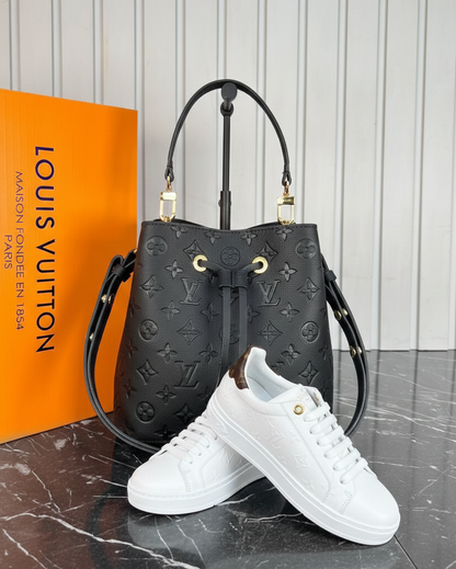 LVS NeoNoe and Sneakers