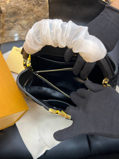 LVS - Capucines ( Video )