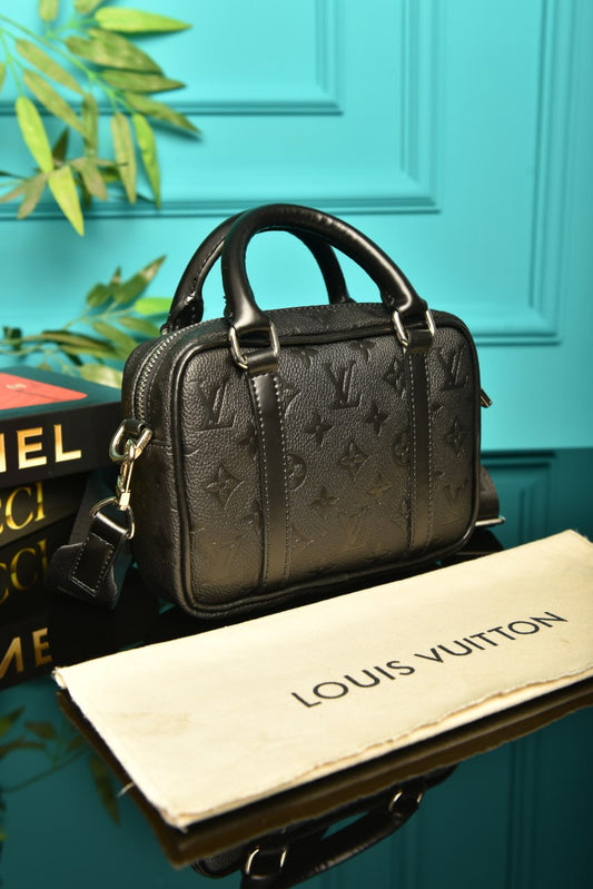 LVS - Nano Porte Documents Voyage