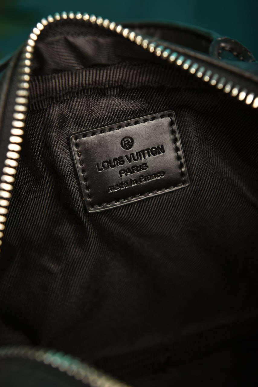 LVS - Nano Porte Documents Voyage