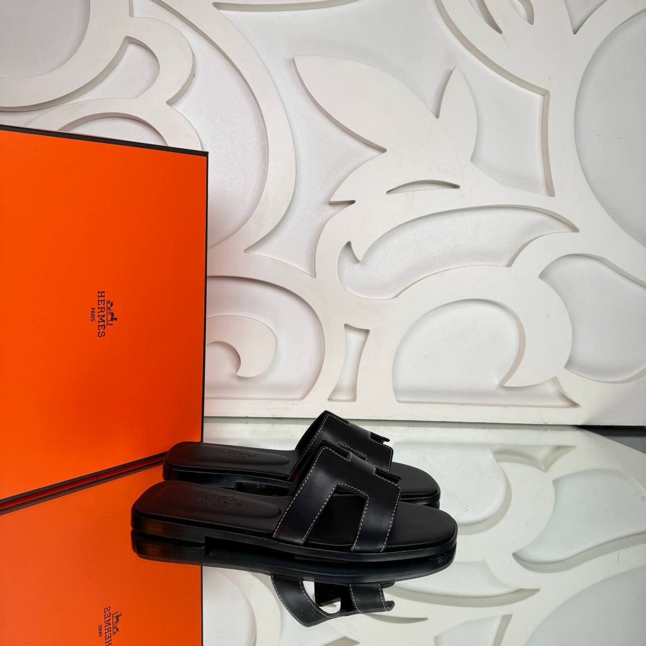 Hms Kelly 22 Bag and Slipper Set